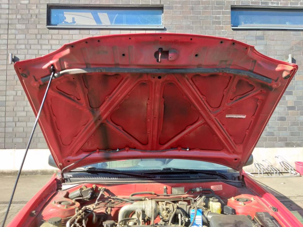 Toyota Corolla E11 original Motorhaube Rot Bj.2000
